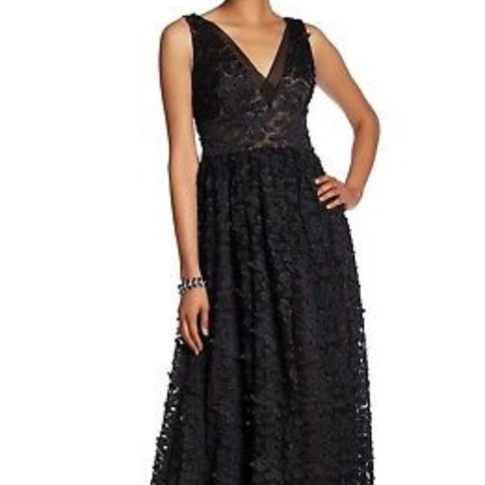 VERA WANG Black Nude 3-D Rosette Floral Applique Ruffle Textured Gown